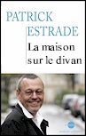 Maison sur le divan.